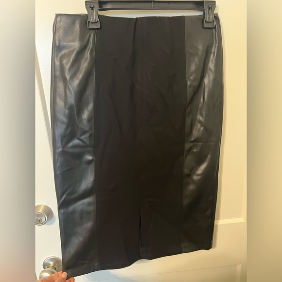 NWT Marc New York Black Stretchy Leather Skirt - Picture 5 of 6